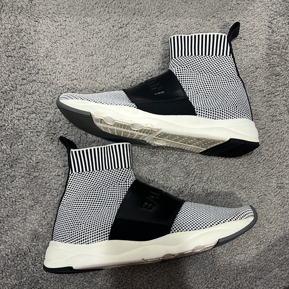 Balmain Running Cameron Knit Sneaker - Picture 2 of 9